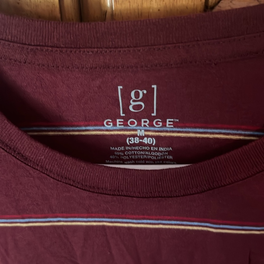 A man shirt - Picture 2 of 3